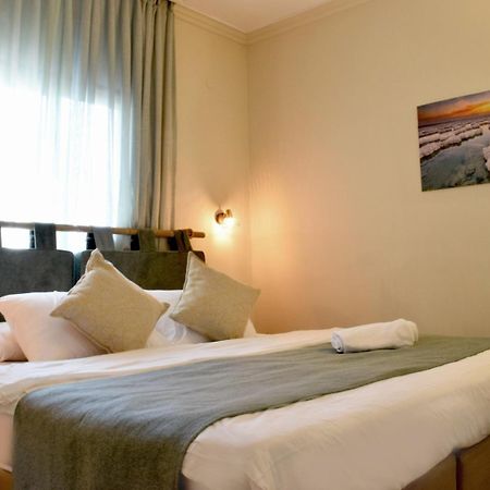 Hotel כפר נופש קלי"ה ים המלח Kalia Exterior foto