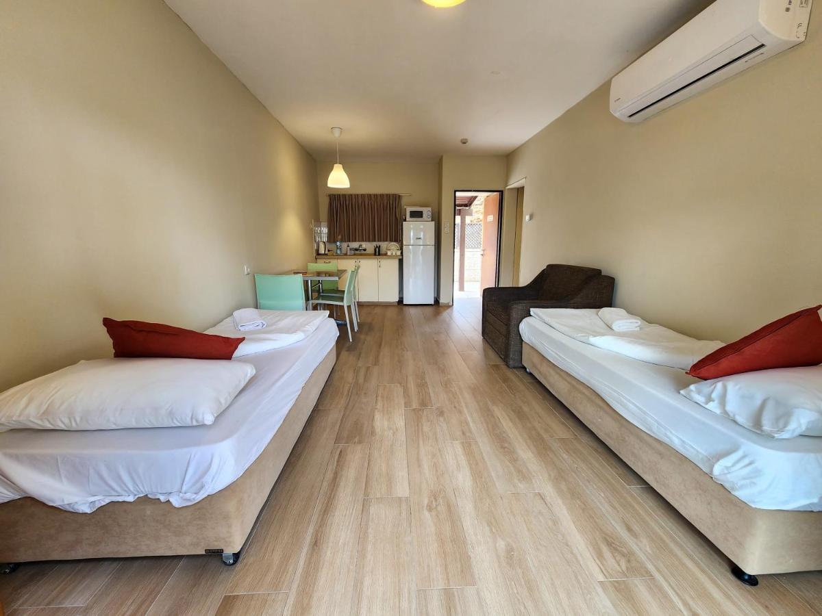 Hotel כפר נופש קלי"ה ים המלח Kalia Exterior foto