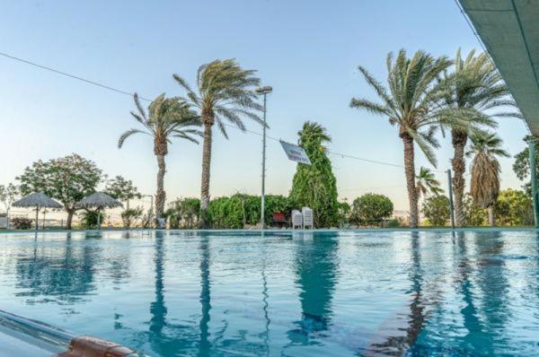 Hotel כפר נופש קלי"ה ים המלח Kalia Exterior foto